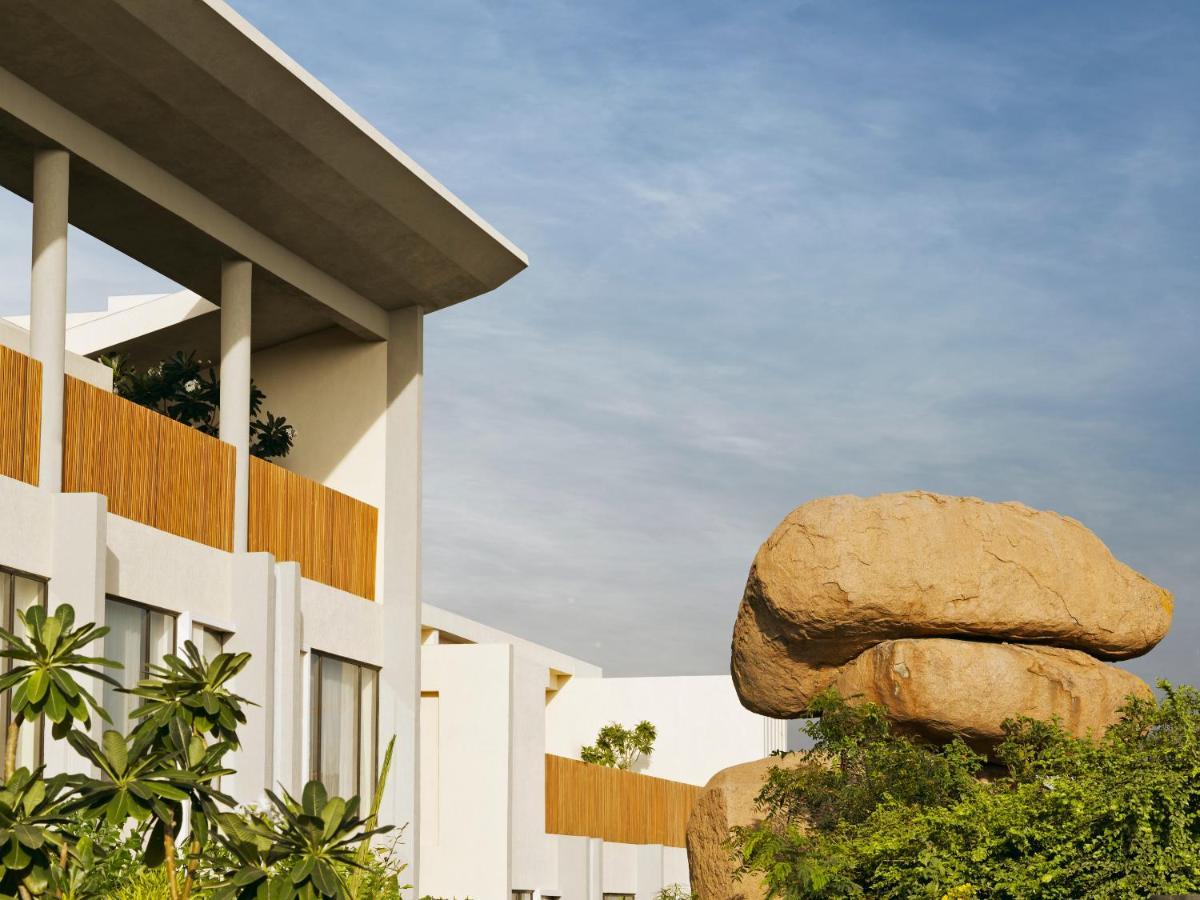 Hyatt Hyderabad Gachibowli Hotel Exterior foto